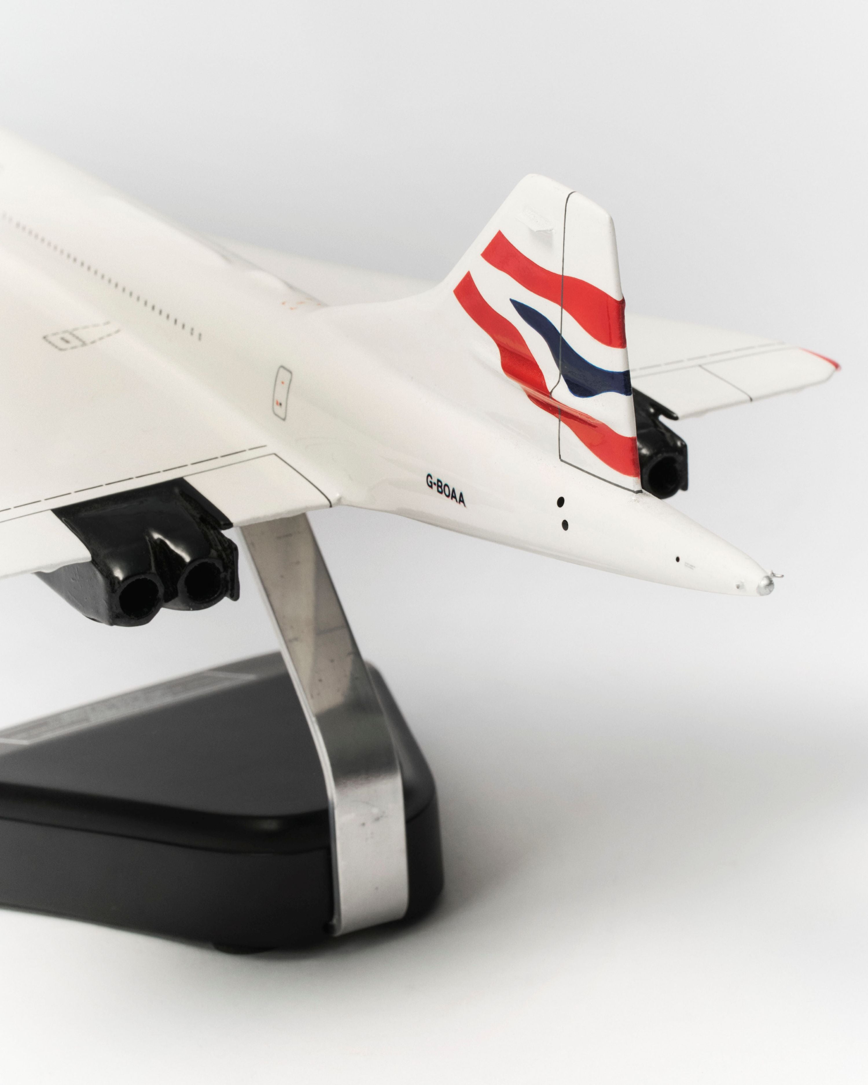 Mini Concorde BD215G-BOAA
